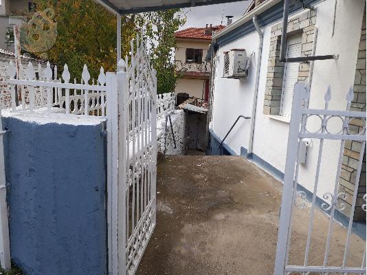 ΠΟΛΕΙΤΑΙ ΜΟΝΟΚΑΤΟΙΚΙΑ ΒΕΥΗ ΦΛΩΡΙΝΑΣ